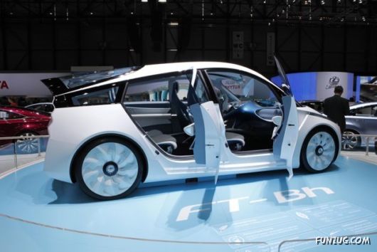 Toyota FT-Bh - The Hybrid Car Of Tomorrow