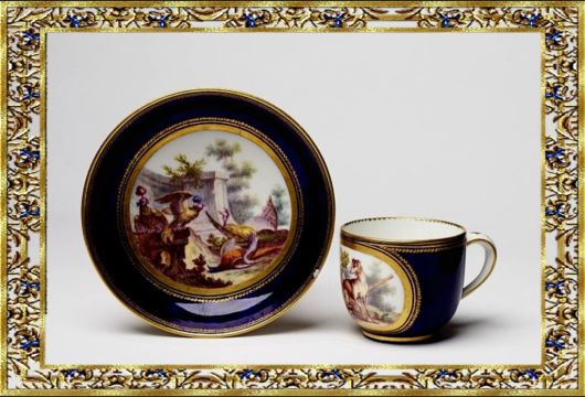 Coffee Cups And Teapots Of 18-19th Century