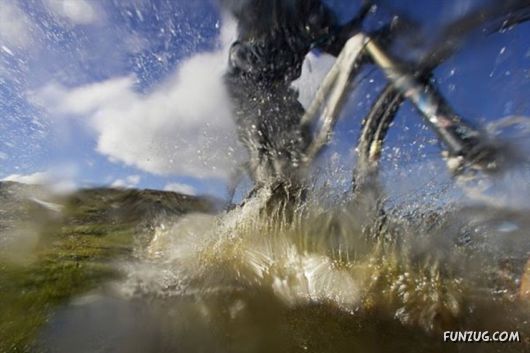 Wonderful Refreshing Splash Pictures