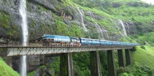 21 Scenic Train Rides Across India