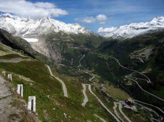 22 Roads You Must Drive In Your Lifetime