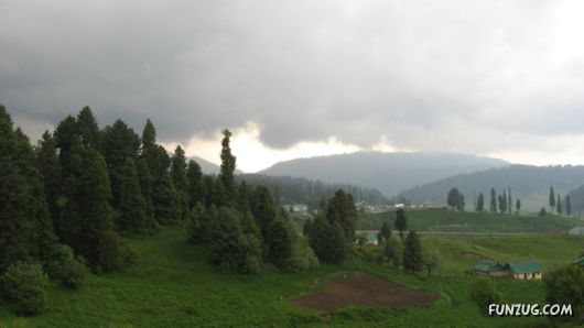 Stunning Gulmarg Worlds Highest Gondola