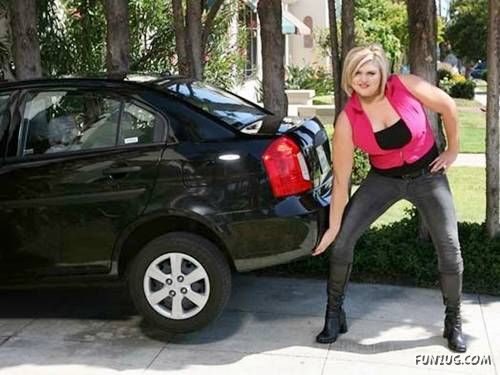 Strong Giant Gal from Miami