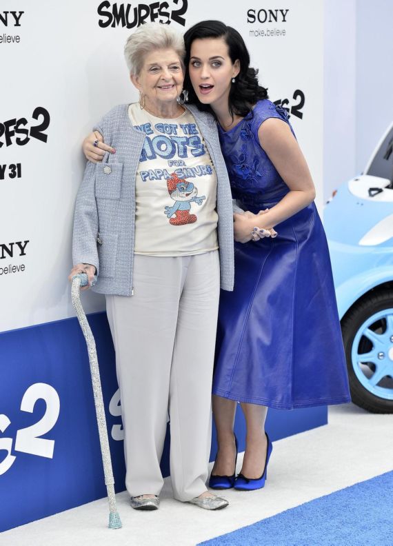 Gorgeous Katy Perry At The Smurfs 2 Premiere