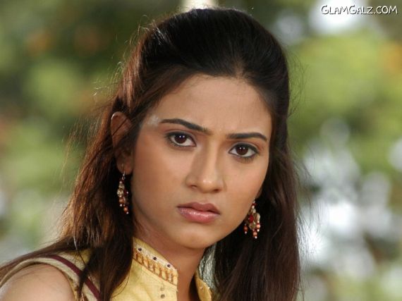 Click to Enlarge -Beautiful Aditi Sharma Wallpapers