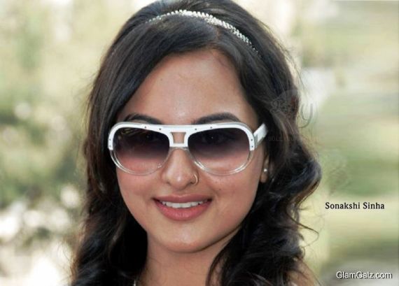 Beautiful Sonakshi Sinha Wallpapers